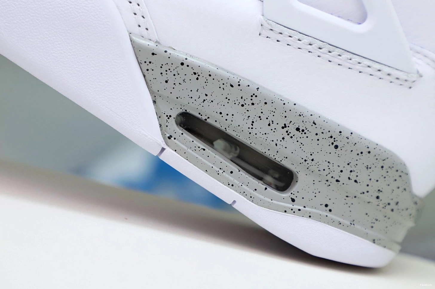 OREO' 'WHITE AIR 4 JORDAN RETRO 0824